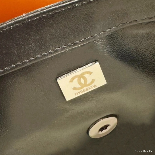 Firstbag Ru CHANEL FLAP BAG 20CM 0808